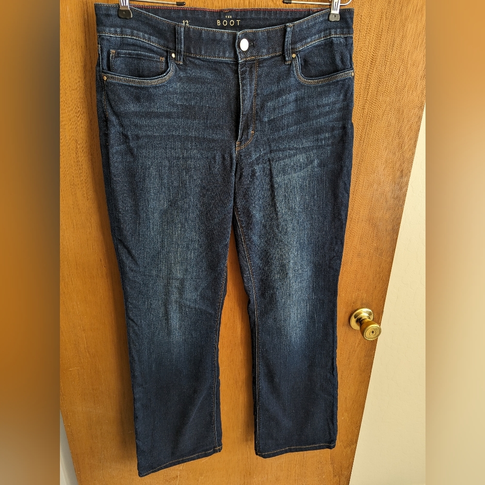 NWOT WHBM "The Boot" Bootcut Jeans, Dark Rinse, Size 12